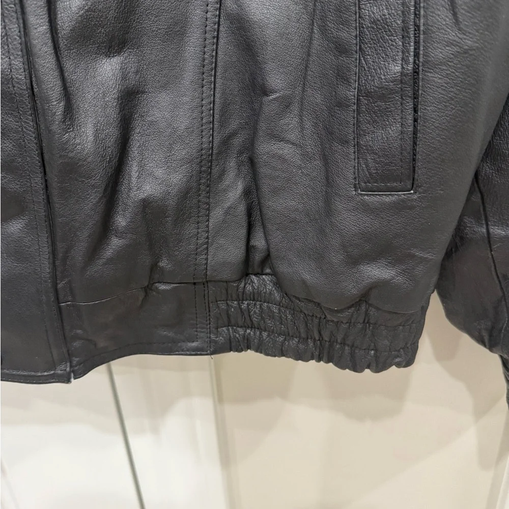 Oscar Piel Black Genuine Leather Bomber Jacket Mens L Lined‎ Collar Zip